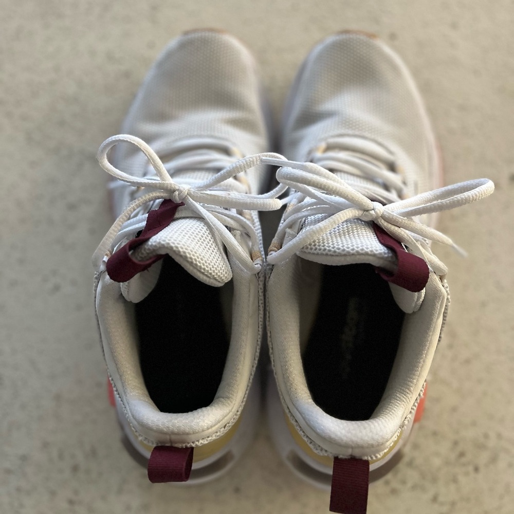 Adidas - Picture 4 of 4